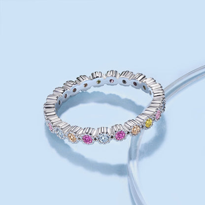 [Kismet Jewels ]Unique Scintillating Round Cut Daily Ring