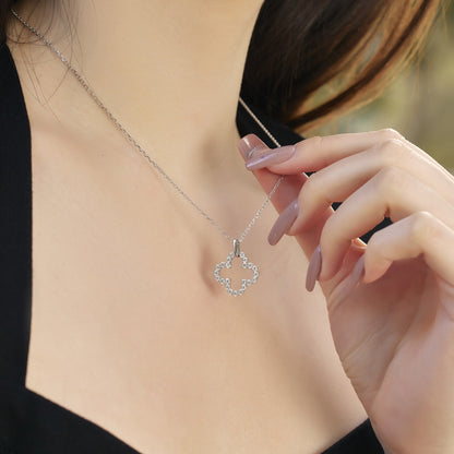 [Kismet Jewels ]Four-Leaf Clover Hollow Design Exquisite Necklace