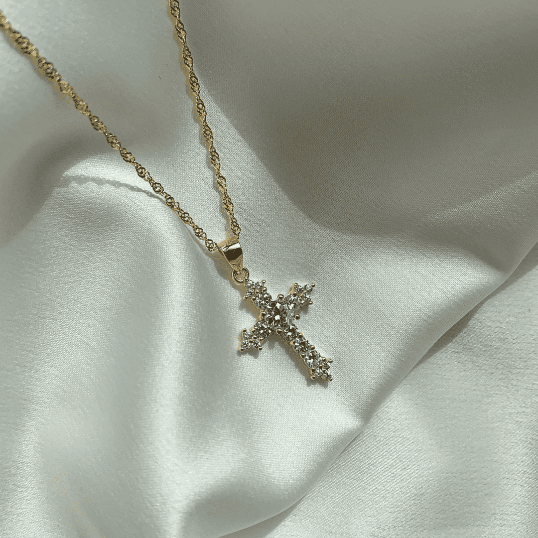 [Kismet Jewels ]Delicate Cross Shape Necklace