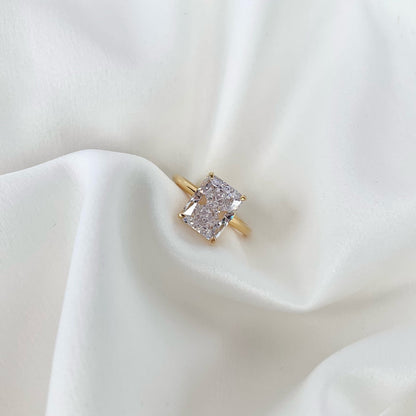 [Kismet Jewels ]4.0 Carat Ornate Enchanting Radiand Cut Banquet Ring