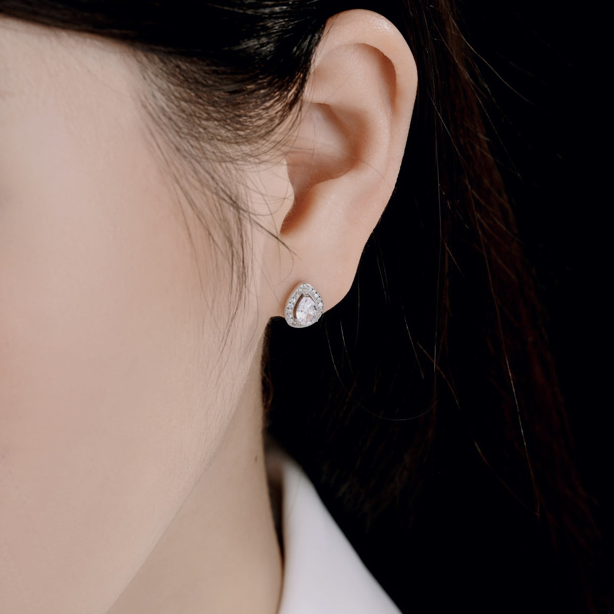 [Kismet Jewels ]Luxurious Water Drop Shape Earrings