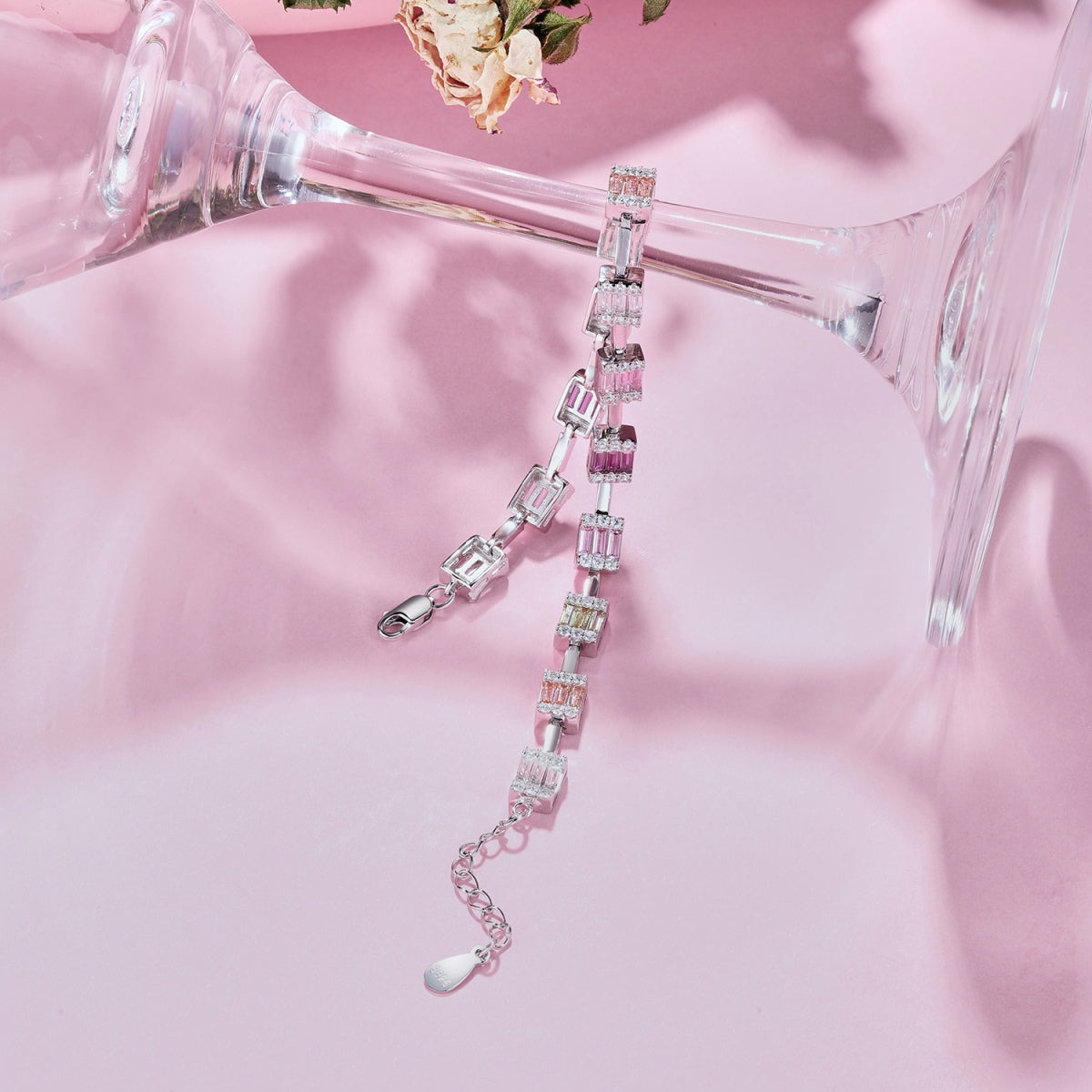 [Kismet Jewels ]Dainty Charming Emerald Cut Daily Bracelet