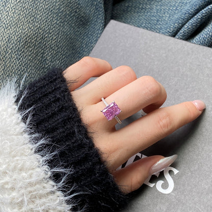 [Kismet Jewels ]4.0 Carat Luxurious Engagement Ring