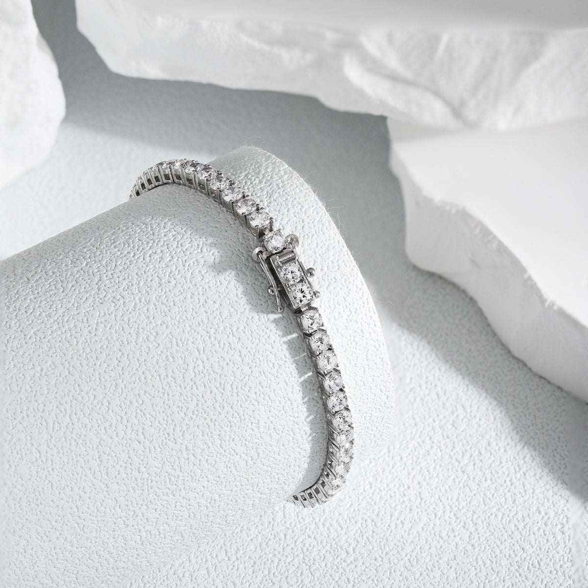 [Kismet Jewels ]Radiant Colorful Round Cut Party Bracelet