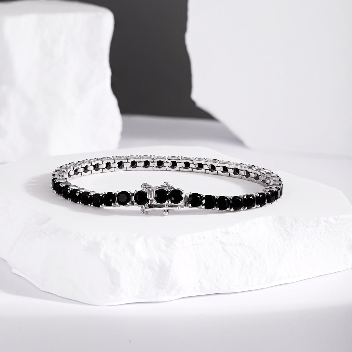 [Kismet Jewels ]Radiant Colorful Round Cut Party Bracelet