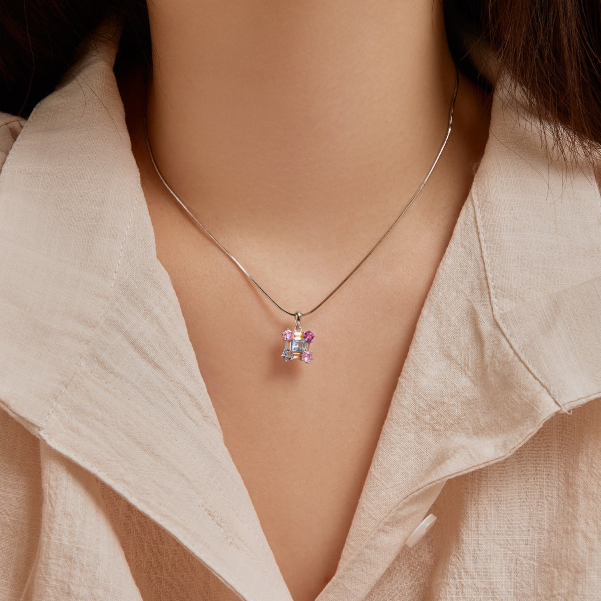 [Kismet Jewels ]Gorgeous Multi Colorful Necklace