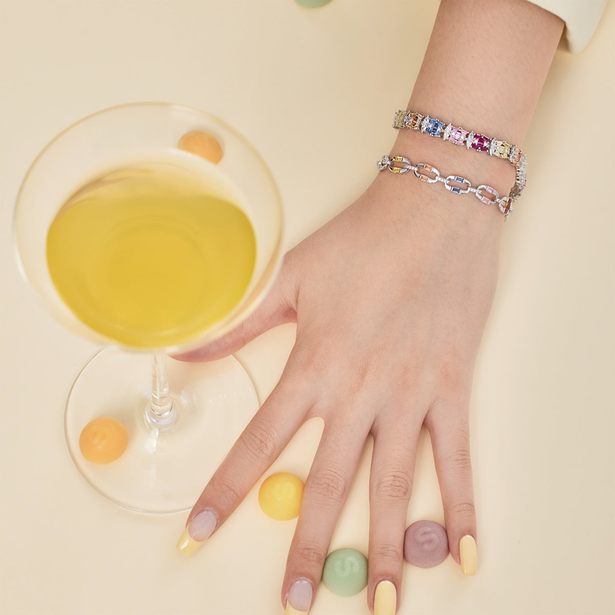 [Kismet Jewels ]Delicate Colorful Multi Cut Party Bracelet