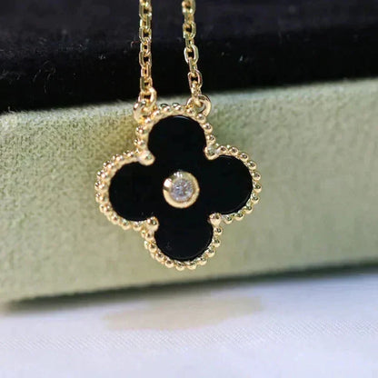 [Kismet Jewels ]CLOVER 15MM DIAMOND ONYX NECKLACE