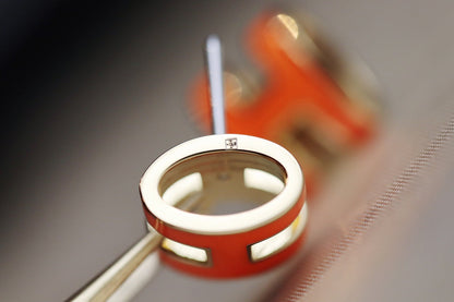 [Kismet Jewels ]MINI POP H EARRINGS ORANGE