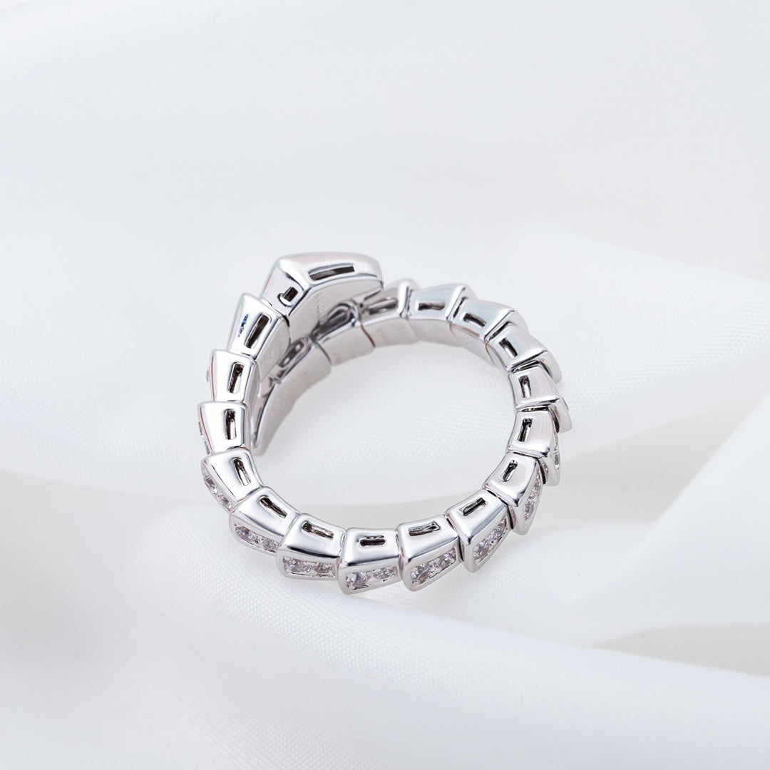 [Kismet Jewels ]SERPENTI RING SILVER DIAMOND PAVED 4MM