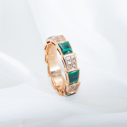 [Kismet Jewels ]SERPENTI RING PINK GOLD MALACHITE DIAMOND PAVED 4MM
