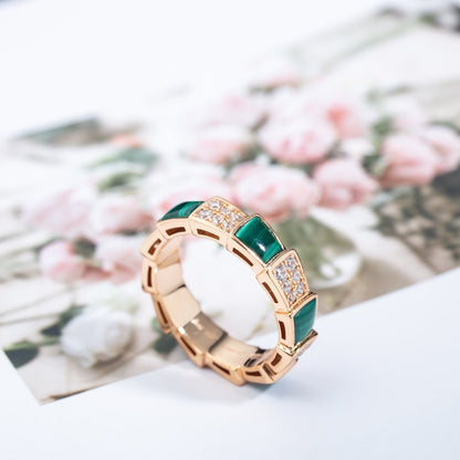 [Kismet Jewels ]SERPENTI RING PINK GOLD MALACHITE DIAMOND PAVED 4MM