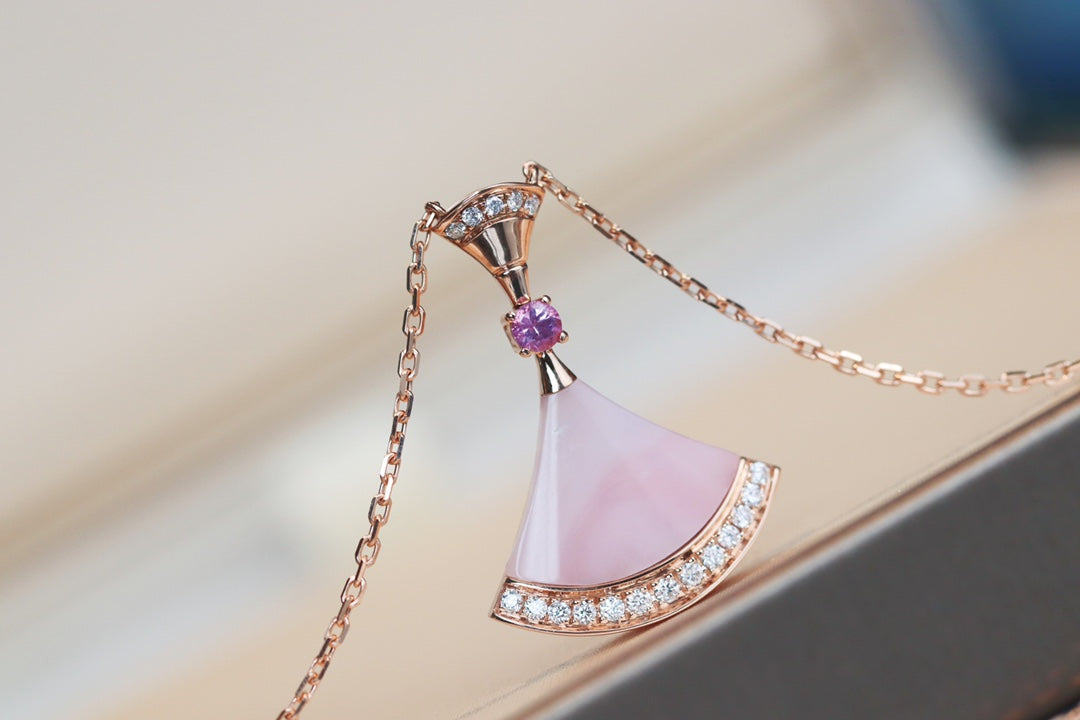 [Kismet Jewels ]DREAM NECKLACE PINK MOP DIAMOND