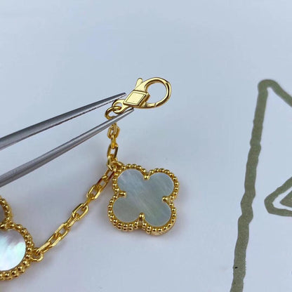 [Kismet Jewels ]MAGIC CLOVER MOP GOLD BRACELET 5 MOTIFS