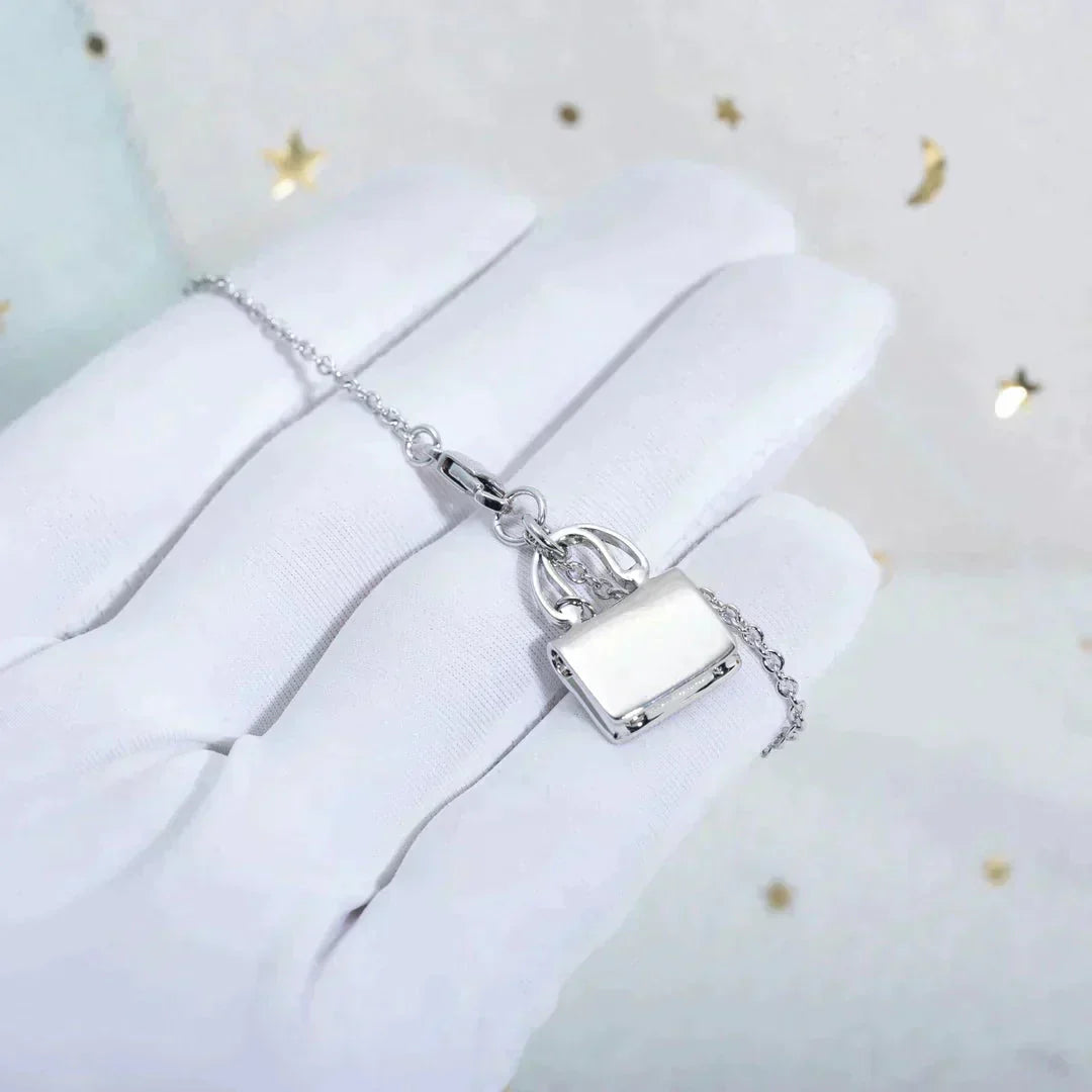 [Kismet Jewels ]AMULETTE PEDANT SILVER NECKLACE