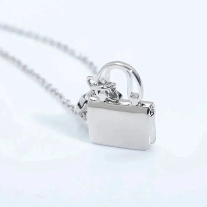 [Kismet Jewels ]AMULETTE PEDANT SILVER NECKLACE