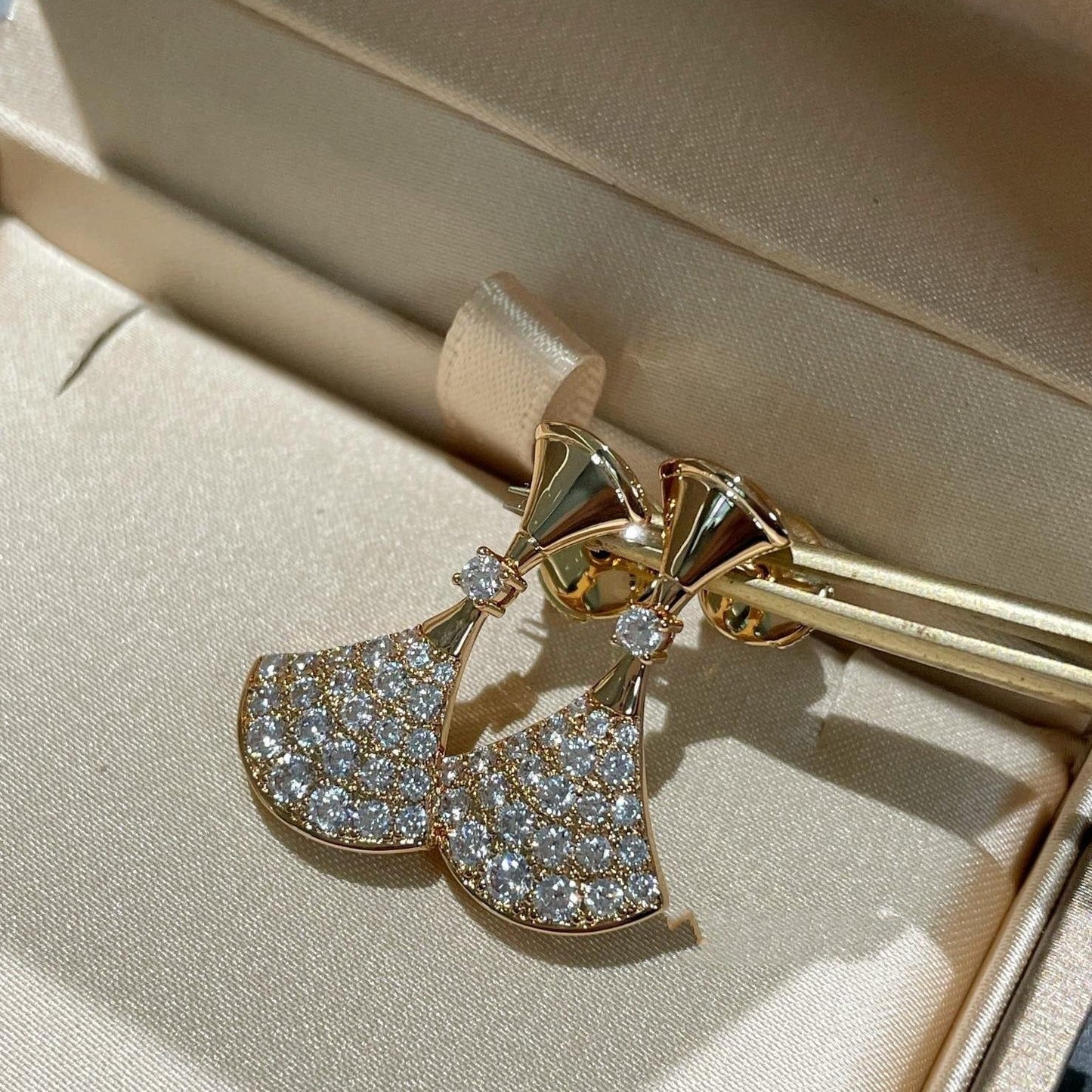 [Kismet Jewels ]DREAM EARRINGS DIAMOND
