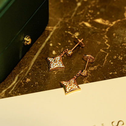 [Kismet Jewels ]STAR DIAMONDS EARRINGS GOLD