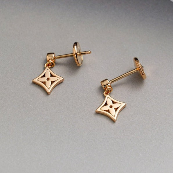 [Kismet Jewels ]STAR EARRINGS GOLD