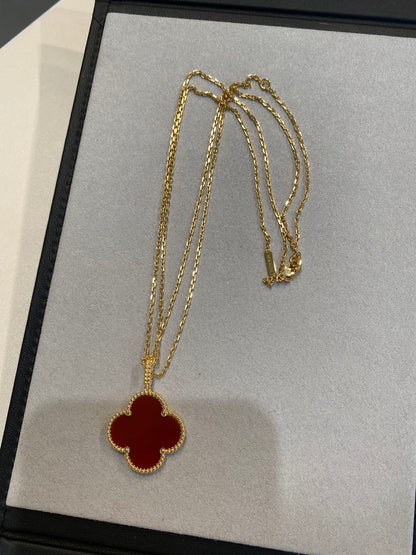 [Kismet Jewels ]CLOVER 25MM NECKLACE GOLD CARNELIAN