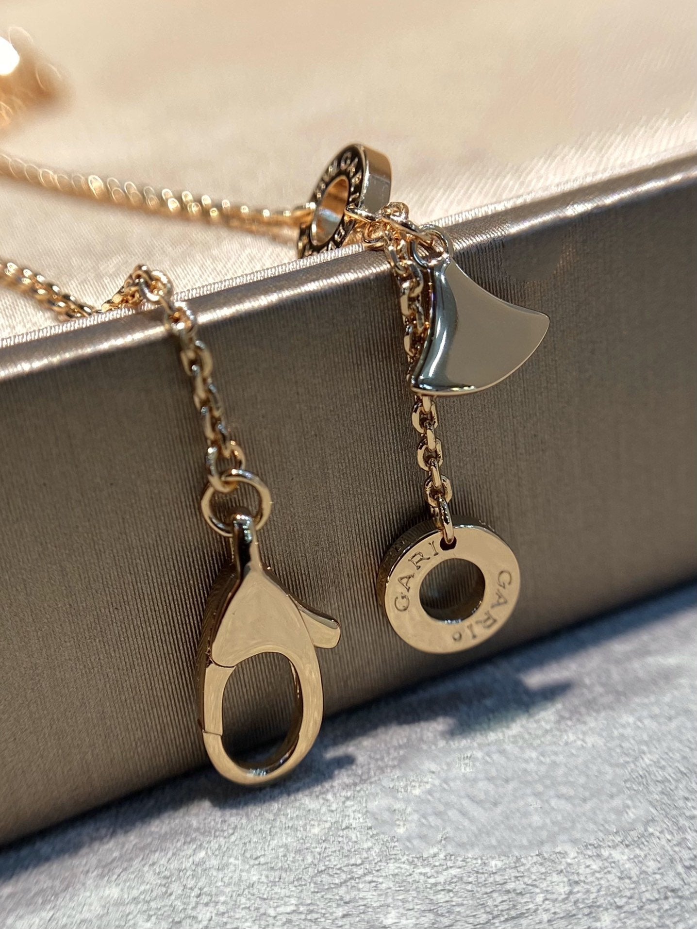 [Kismet Jewels ]DREAM MOP DIAMOND PAVED PINK GOLD NECKLACE