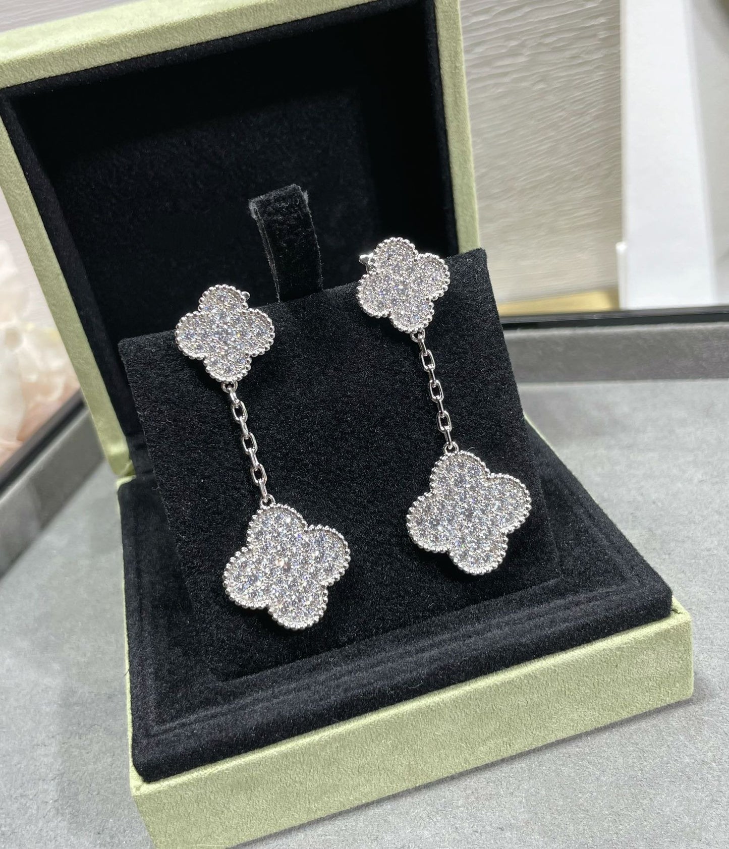 [Kismet Jewels ]CLOVER 2 MOTIFS DIAMOND PAVED SILVER EARRINGS