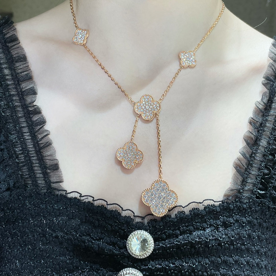 [Kismet Jewels ]CLOVER 6 MOTIF DIAMOND PAVED NECKLACE