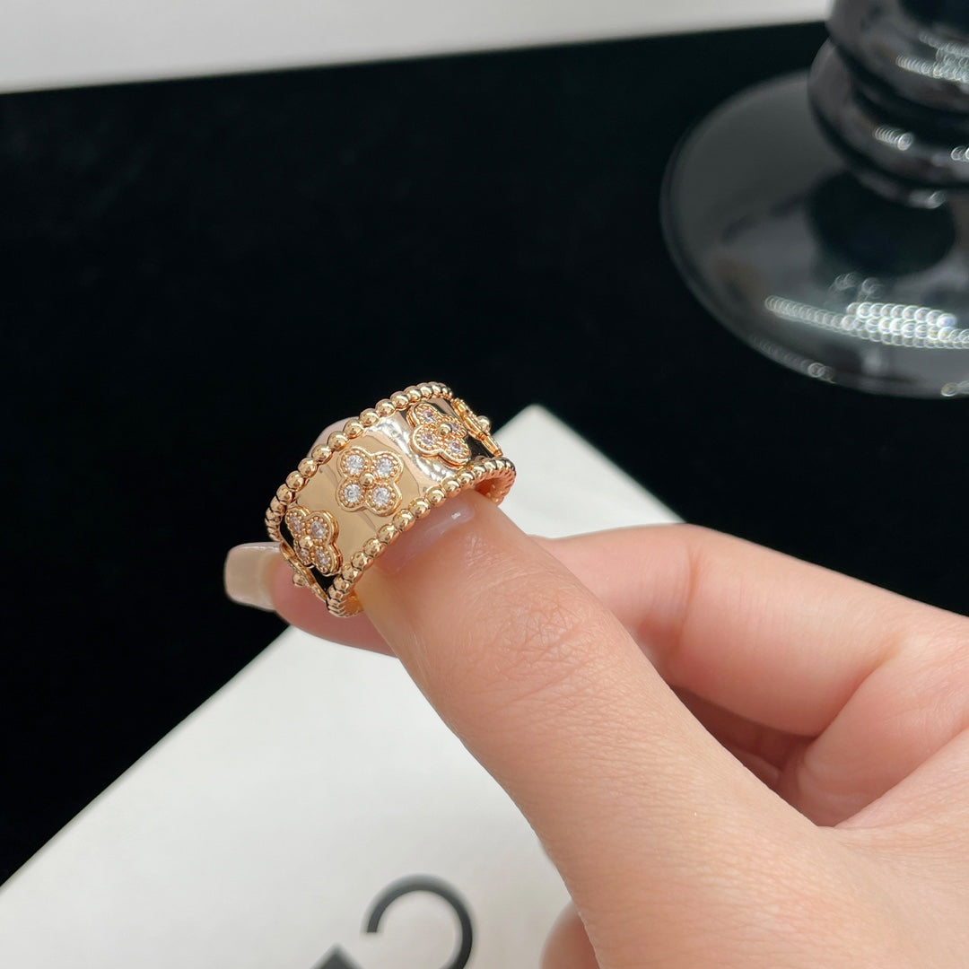 [Kismet Jewels ]PERLEE DIAMOND LARGE RING