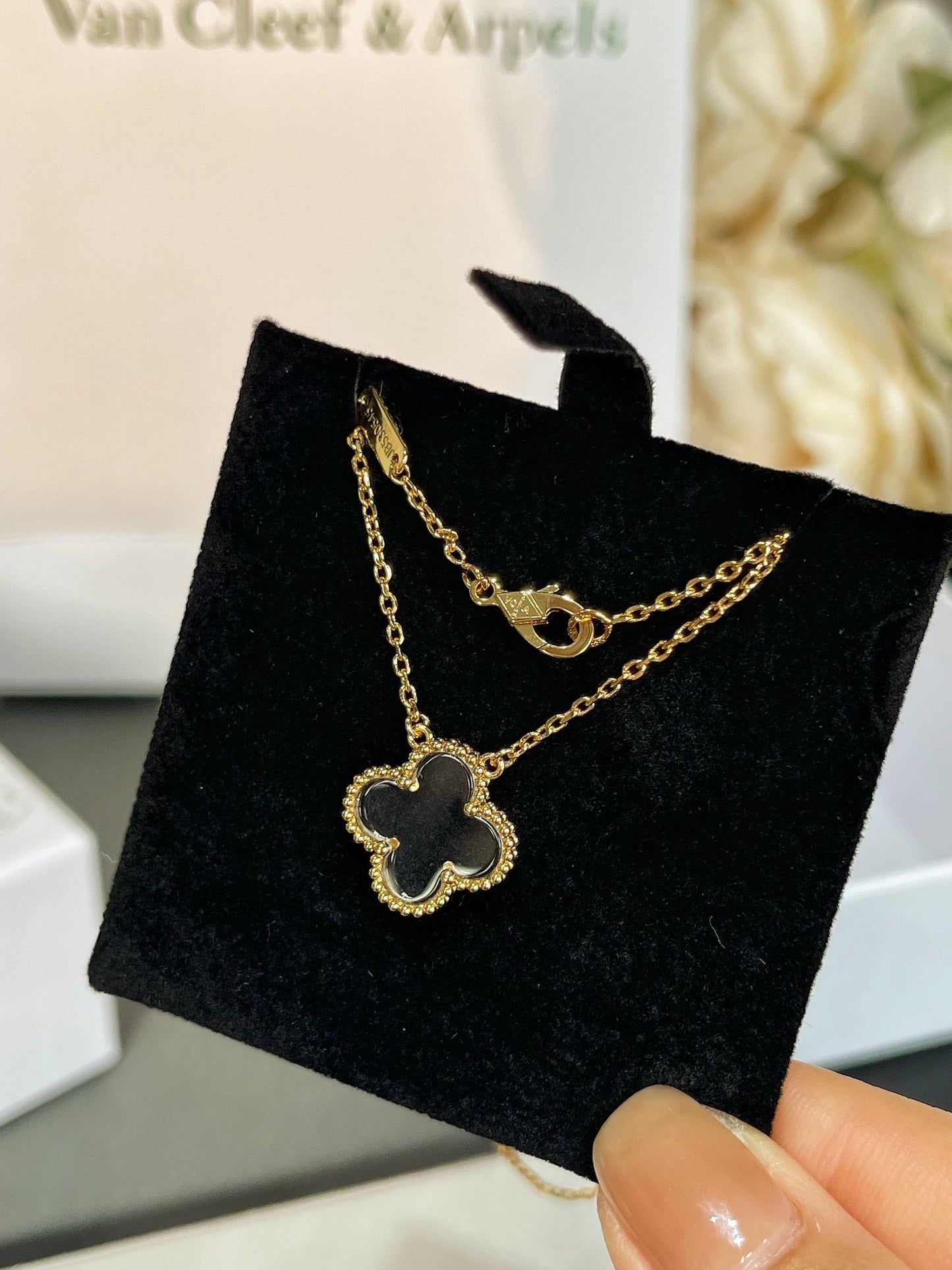 [Kismet Jewels ]CLOVER ROCK CRYSTAL ROSE GOLD NECKLACE