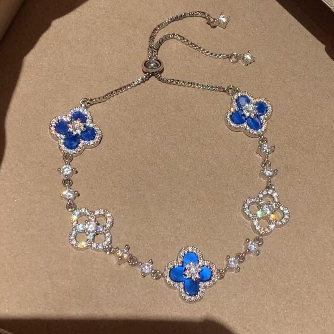 [Kismet Jewels ]CLOVER 5 MOTIF PINK BLUE RED WHITE BRACELET