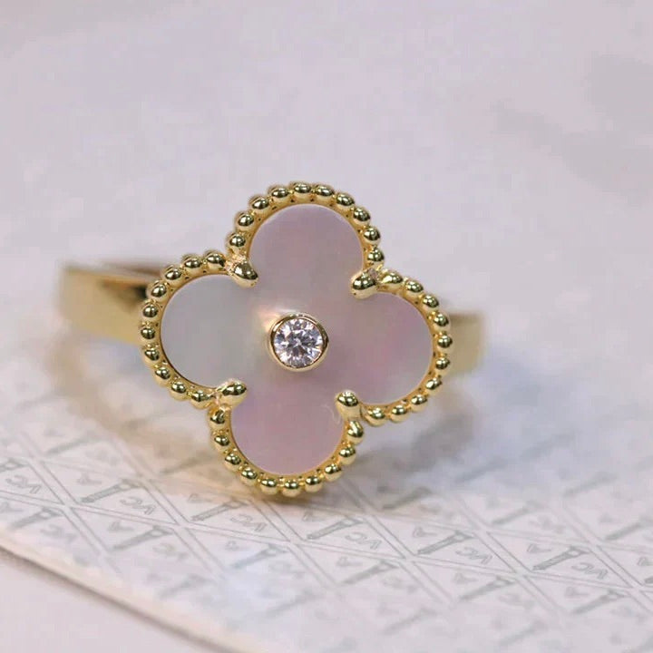 [Kismet Jewels ]CLOVER PINK MOP RING GOLD DIAMOND