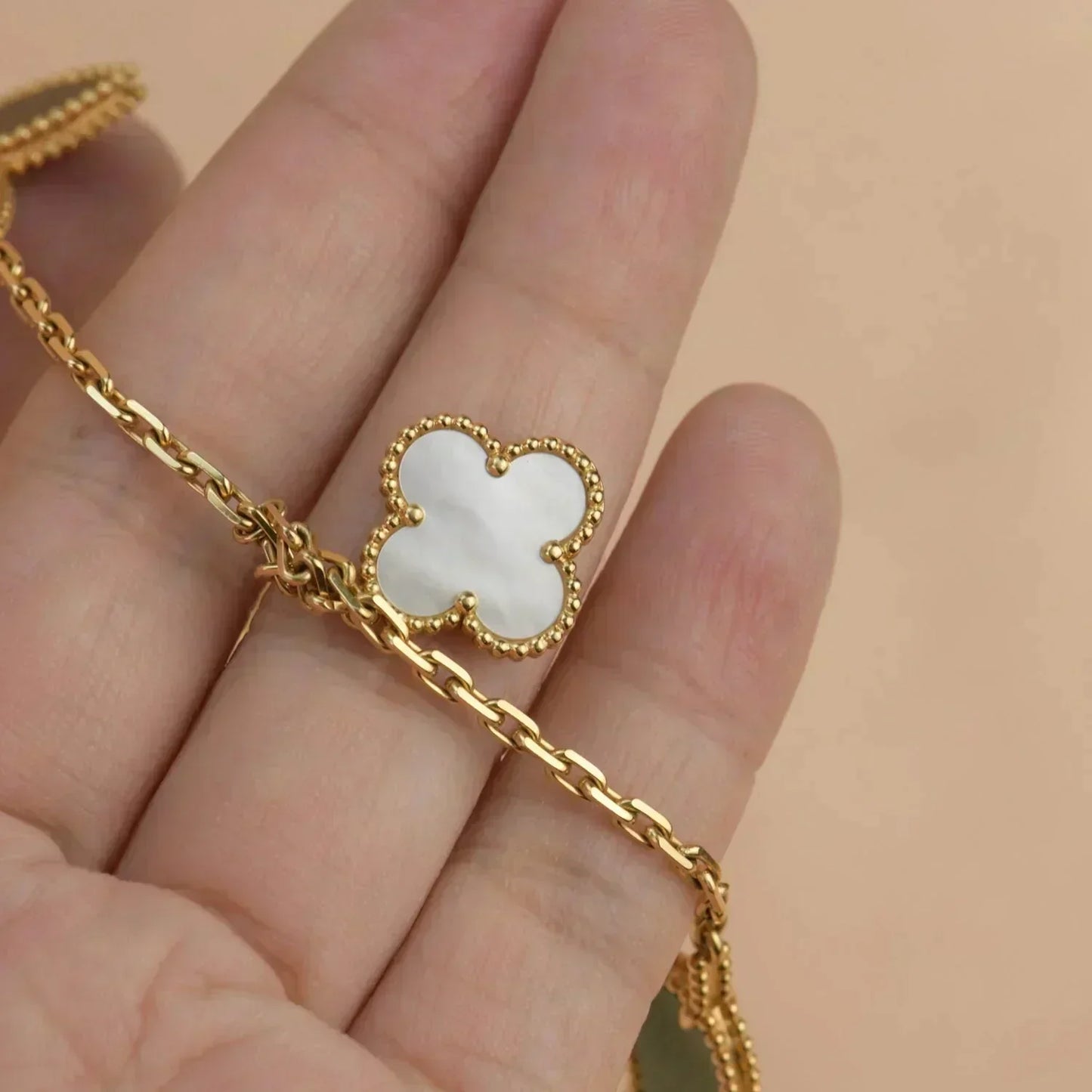 [Kismet Jewels ]LUCKY SPRING 5 MOTIF GOLD BRACELET
