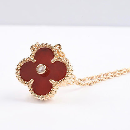 [Kismet Jewels ]CLOVER 15MM DIAMOND CARNELIAN NECKLACE