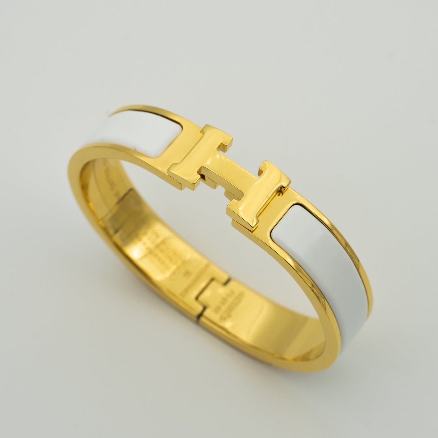 [Kismet Jewels ]H WHITE BRACELET