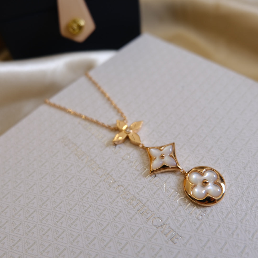 [Kismet Jewels ]COLOR BLOSSOM LARIAT NECKLACE PINK GOLD WHITE MOTHER PEARL AND DIAMOND