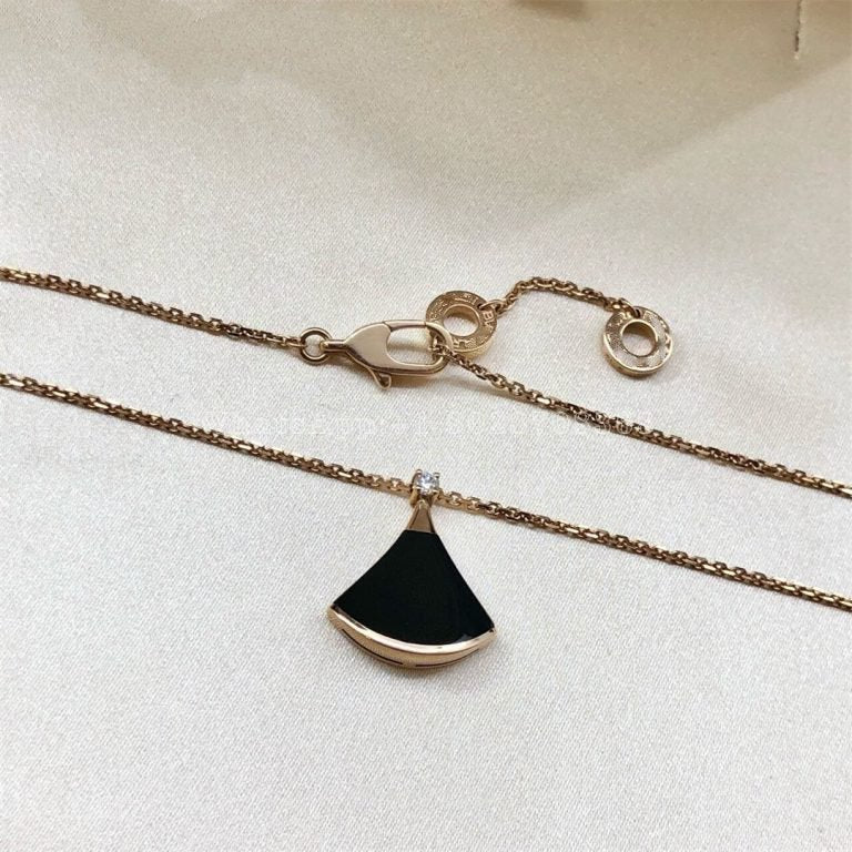 [Kismet Jewels ]DREAM NECKLACE ONYX 1 DIAMOND
