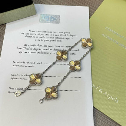 [Kismet Jewels ]CLOVER  5 MOTIFS  CHRISTMAS LIMITED EDITION BRACELET